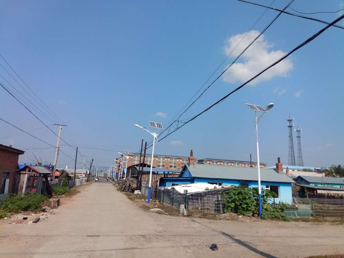 吉林省珲春市春化镇太阳能路灯-2.jpg 吉林省珲春市春化镇太阳能路灯-2.jpg